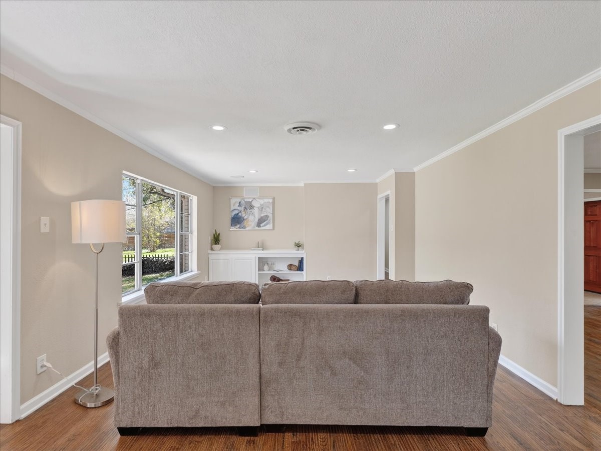 3863 Clayton Road E Fort Worth TX 76116