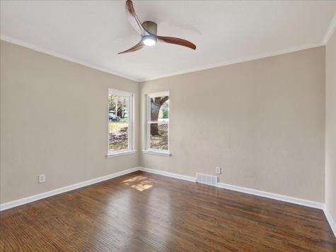 3863 Clayton Road E Fort Worth TX 76116