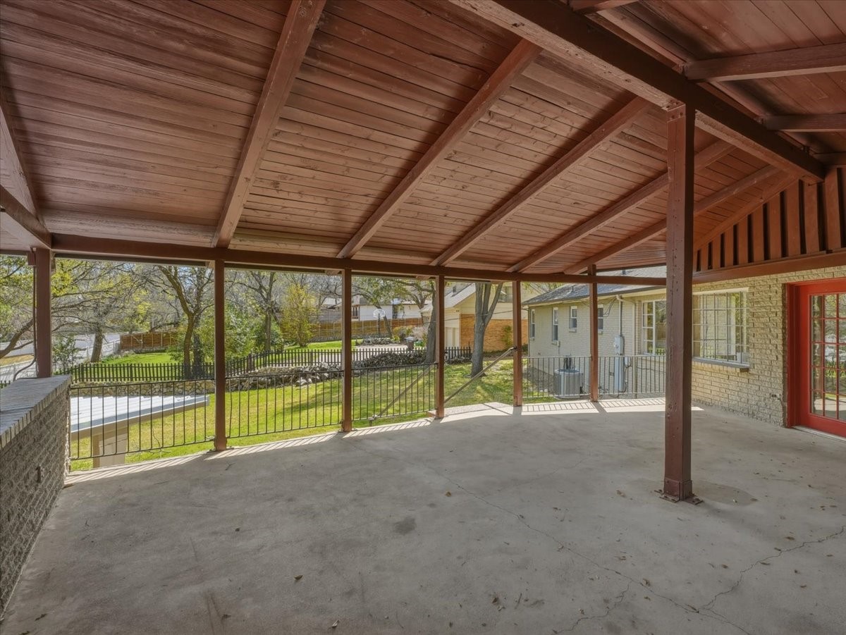 3863 Clayton Road E Fort Worth TX 76116