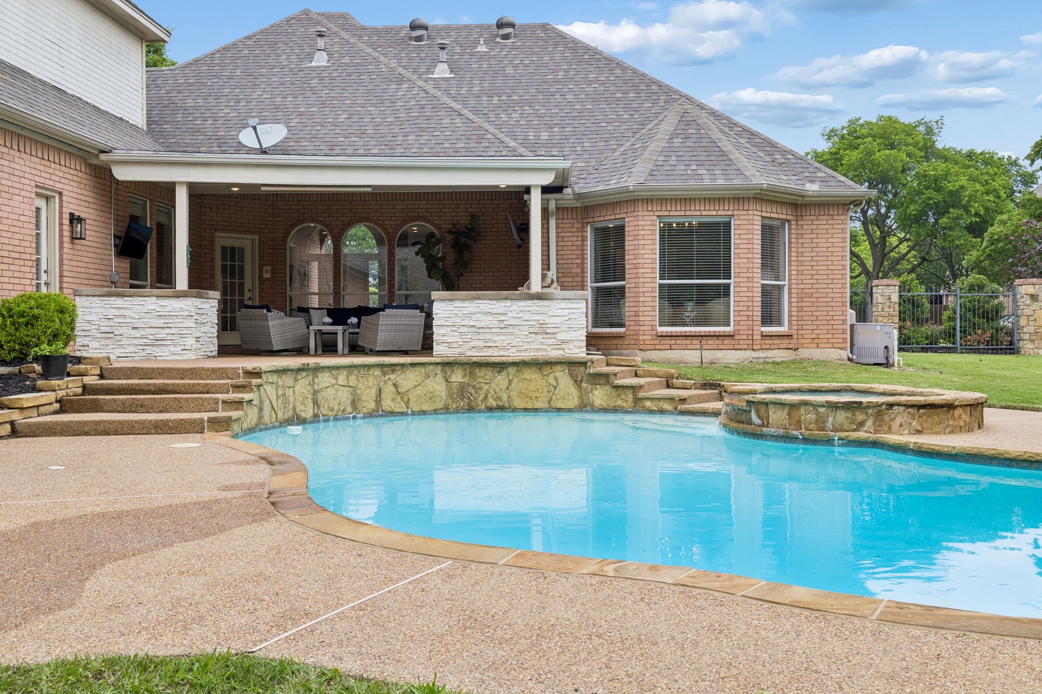1309 Meadow Ridge Court Southlake TX 76092
