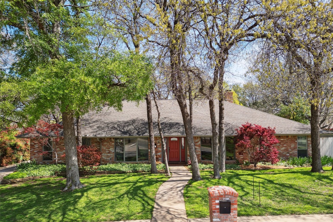 2629 Lincoln Drive Arlington TX 76006