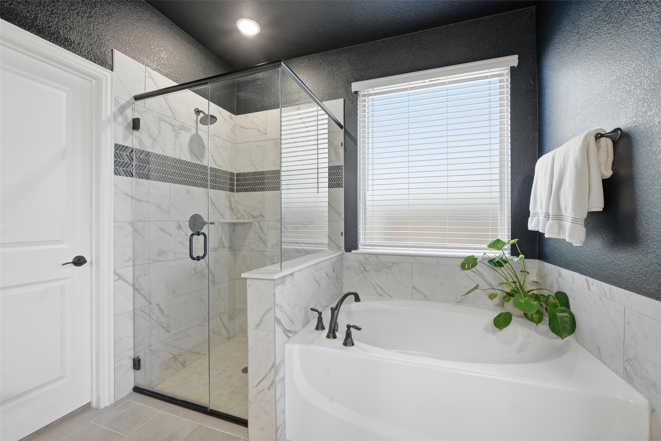 222 Lakewood Lane Ponder TX 76259