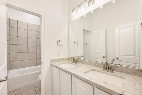 152 Rosewood Drive Glenn Heights TX 75154
