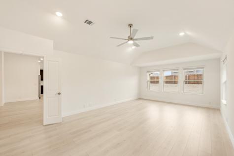 152 Rosewood Drive Glenn Heights TX 75154