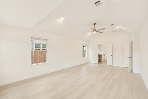 152 Rosewood Drive Glenn Heights TX 75154