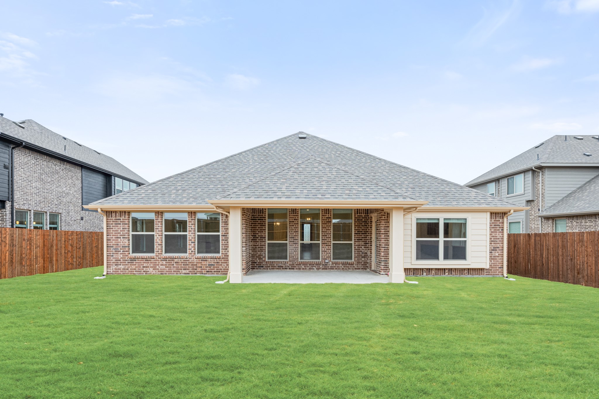 152 Rosewood Drive Glenn Heights TX 75154