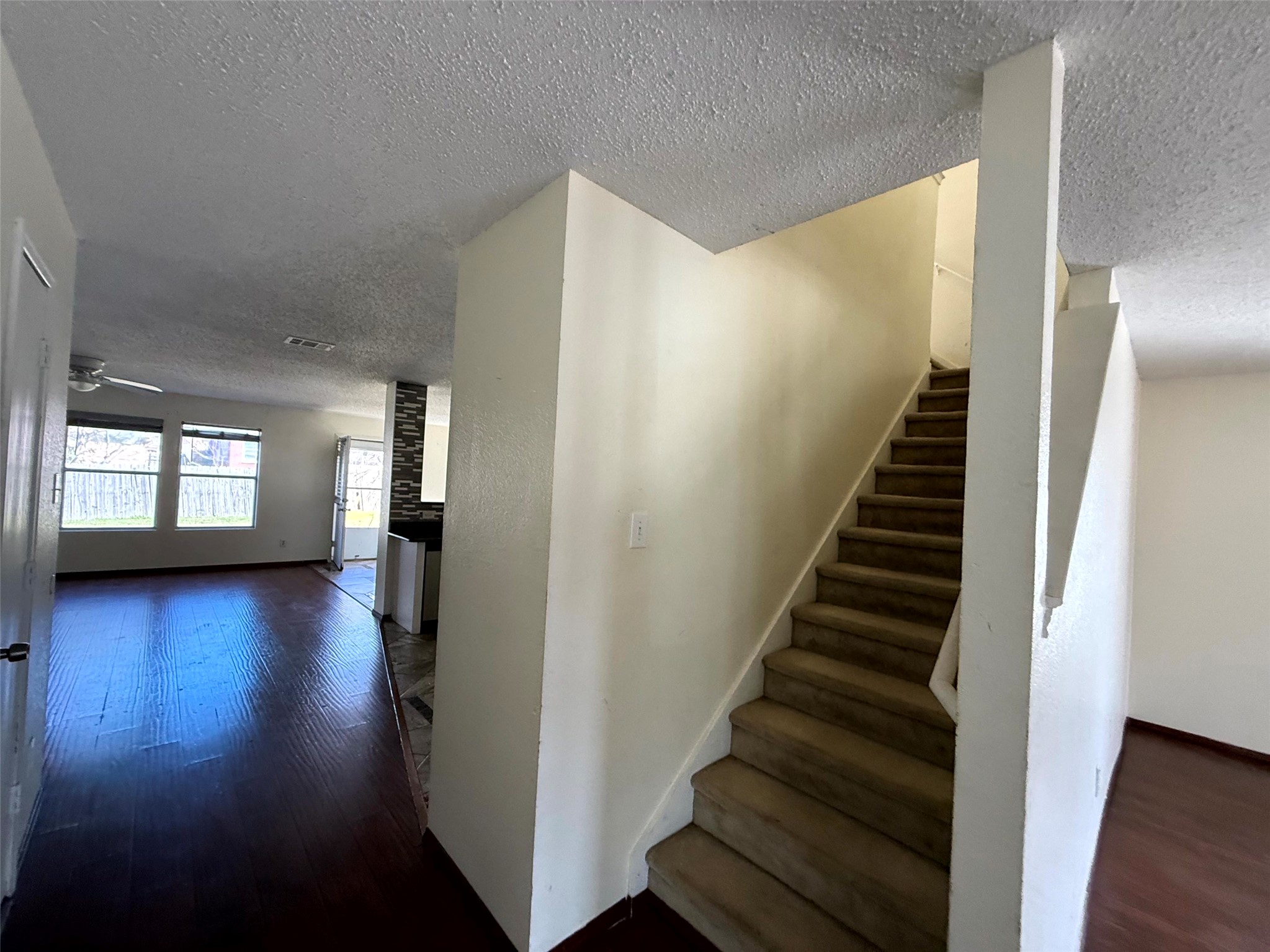 7919 Mosstree Drive Arlington TX 76001