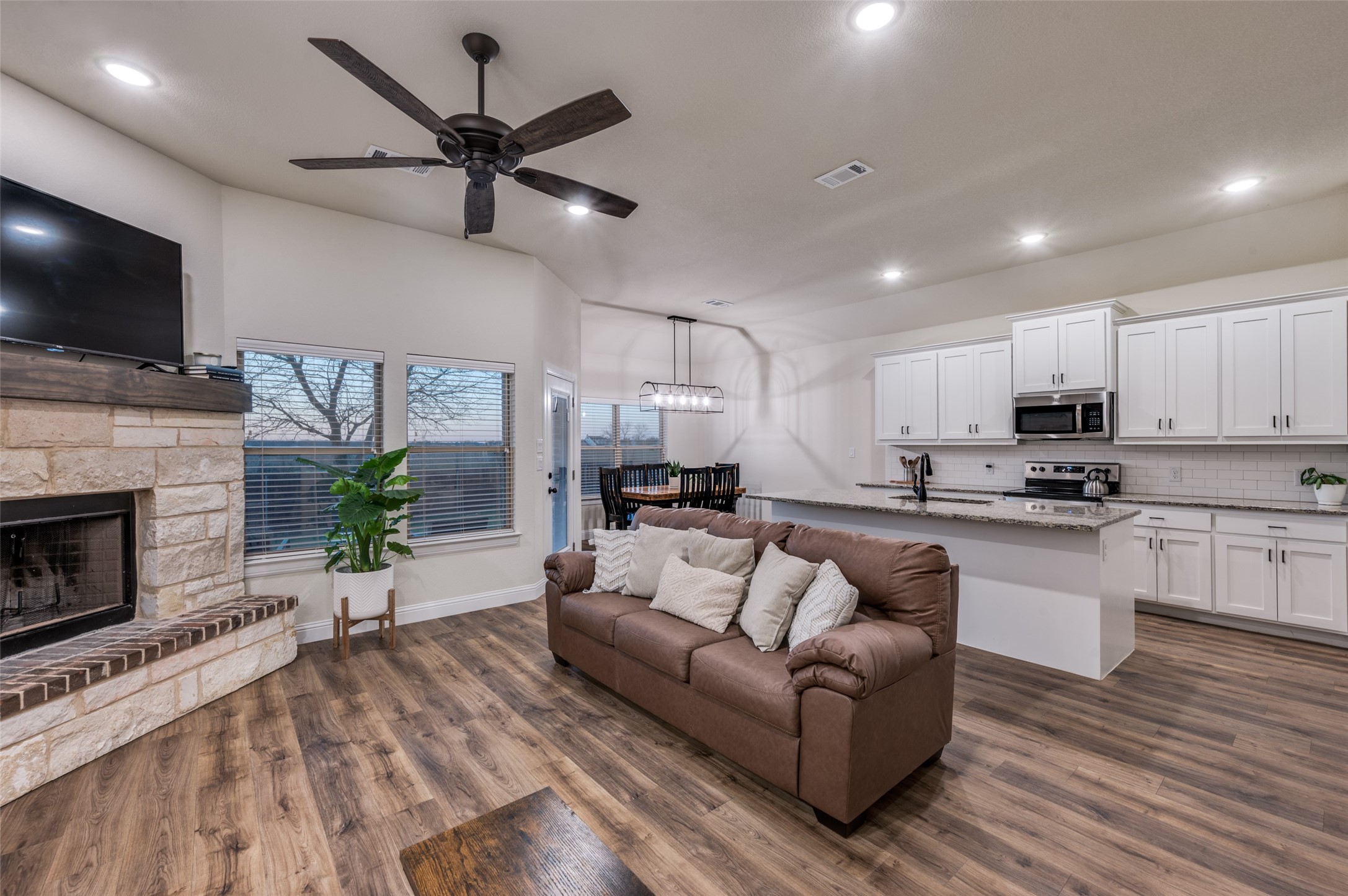 331 Osage Court Krum TX 76249