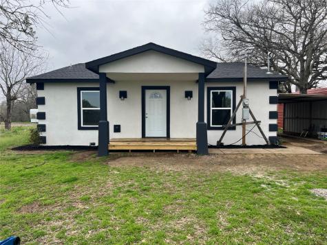702 Santa Fe Street Keene TX 76059