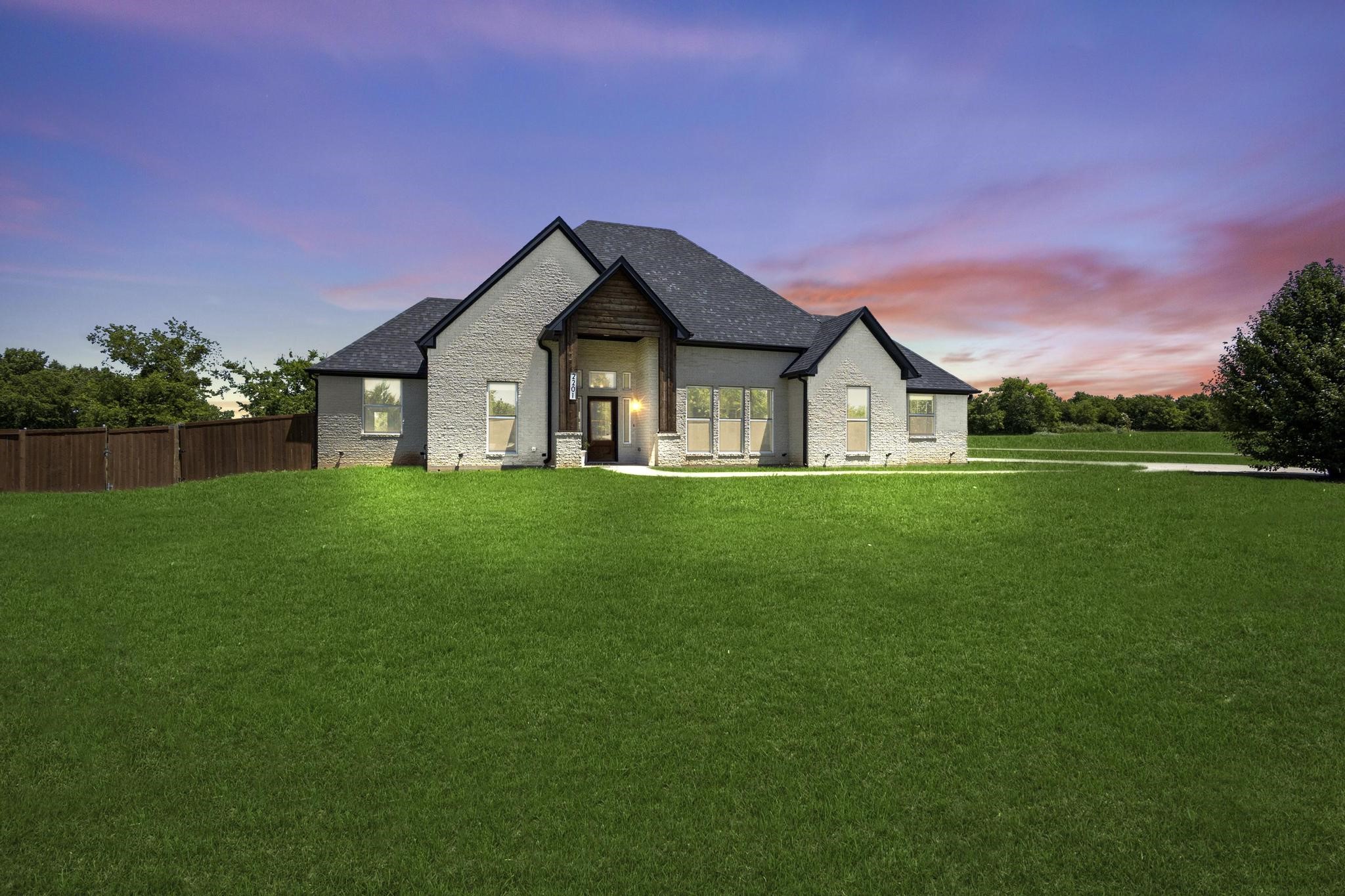 2201 Norwood Street Sherman TX 75092