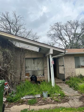 4217 Pineridge Drive Garland TX 75042