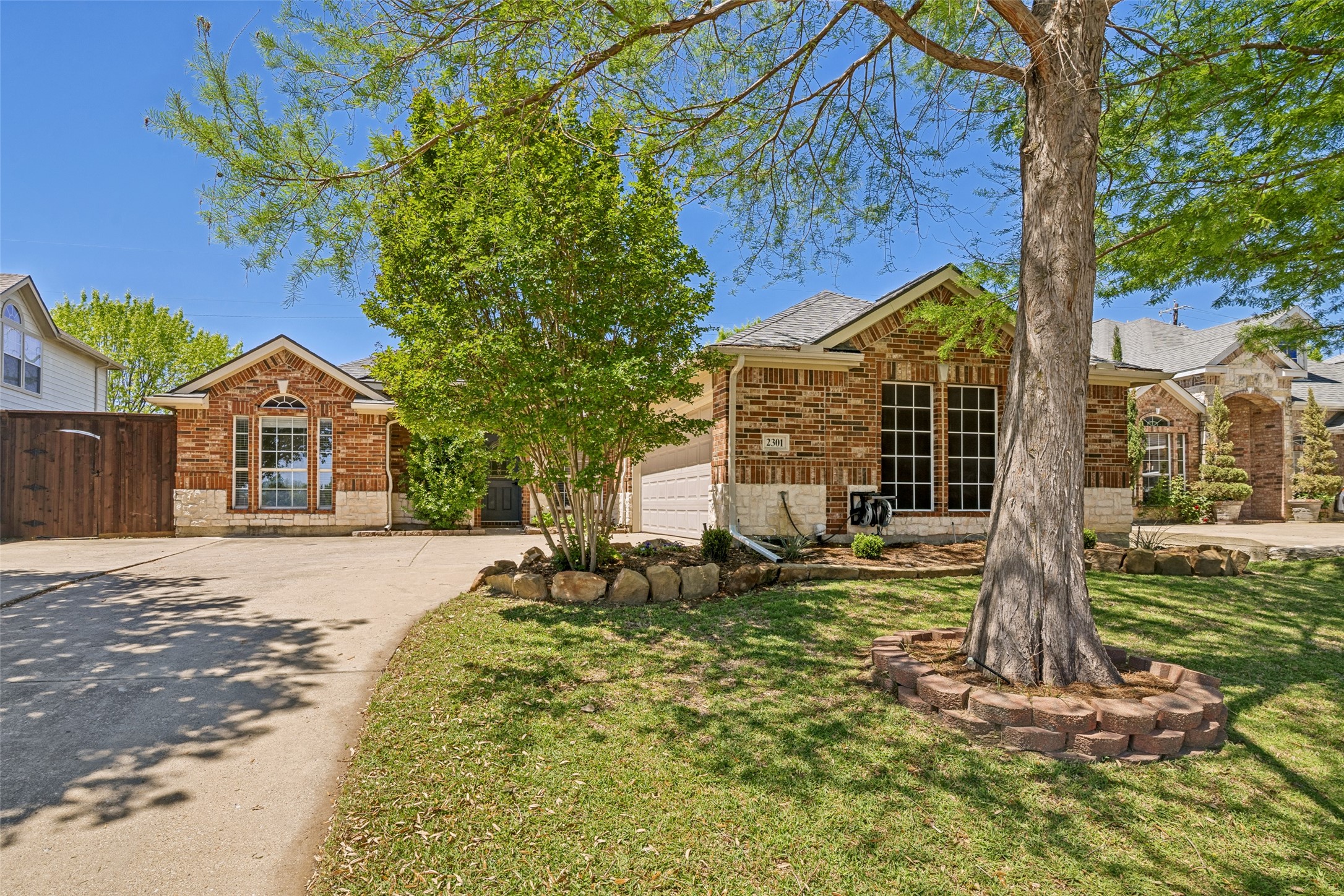 2301 Trickling Creek Drive Garland TX 75041
