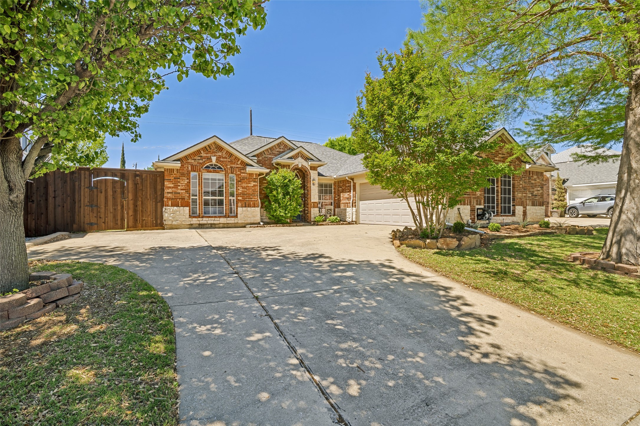 2301 Trickling Creek Drive Garland TX 75041