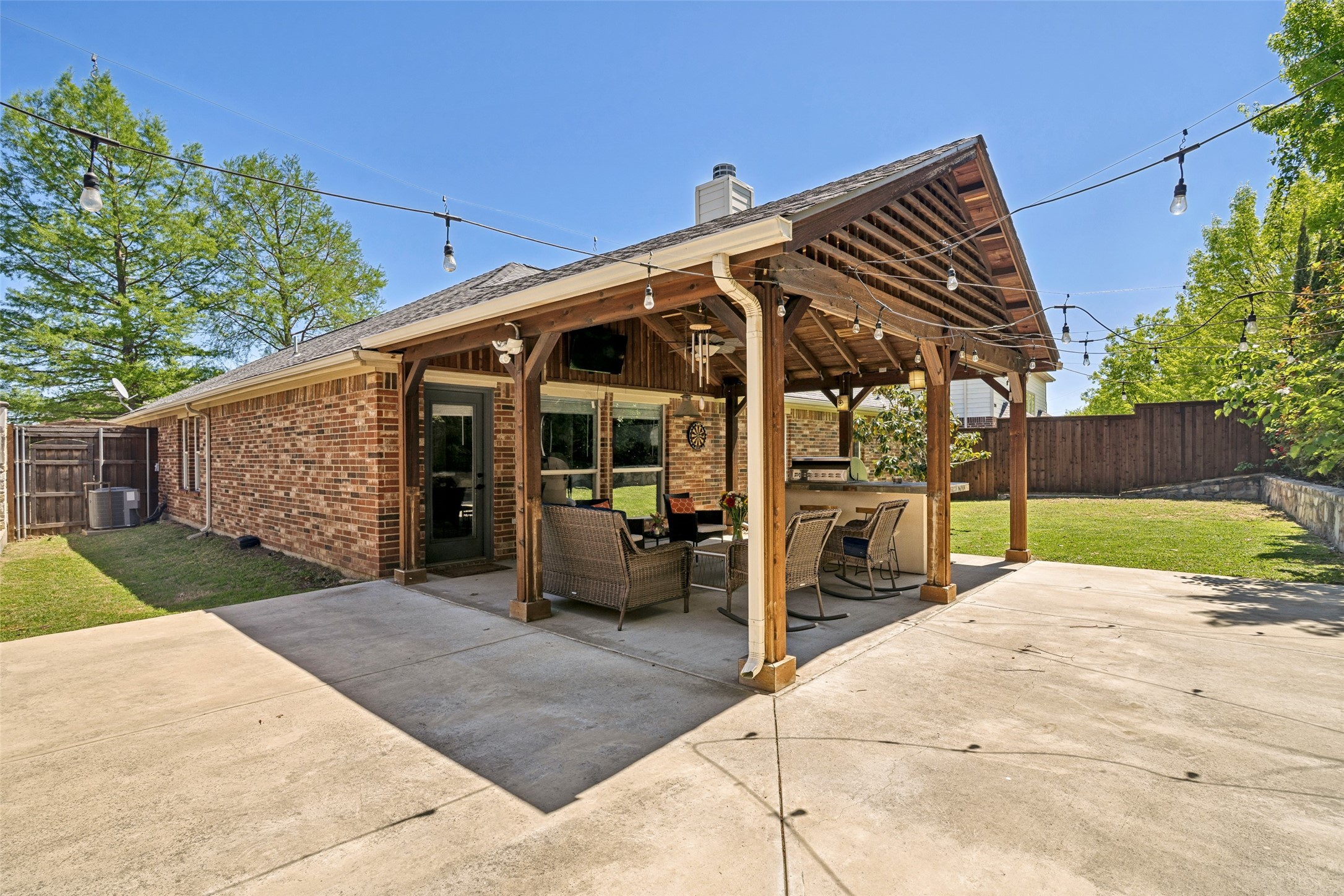 2301 Trickling Creek Drive Garland TX 75041