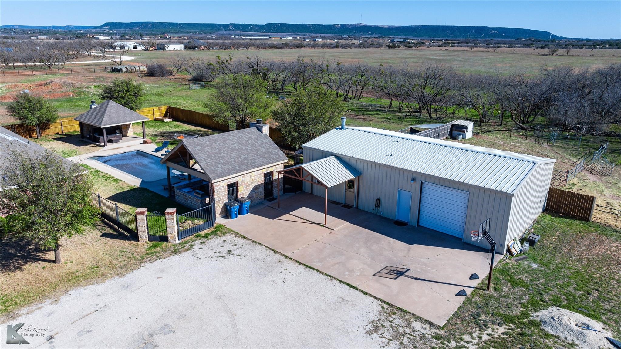 357 County Road 337 Tuscola TX 79562