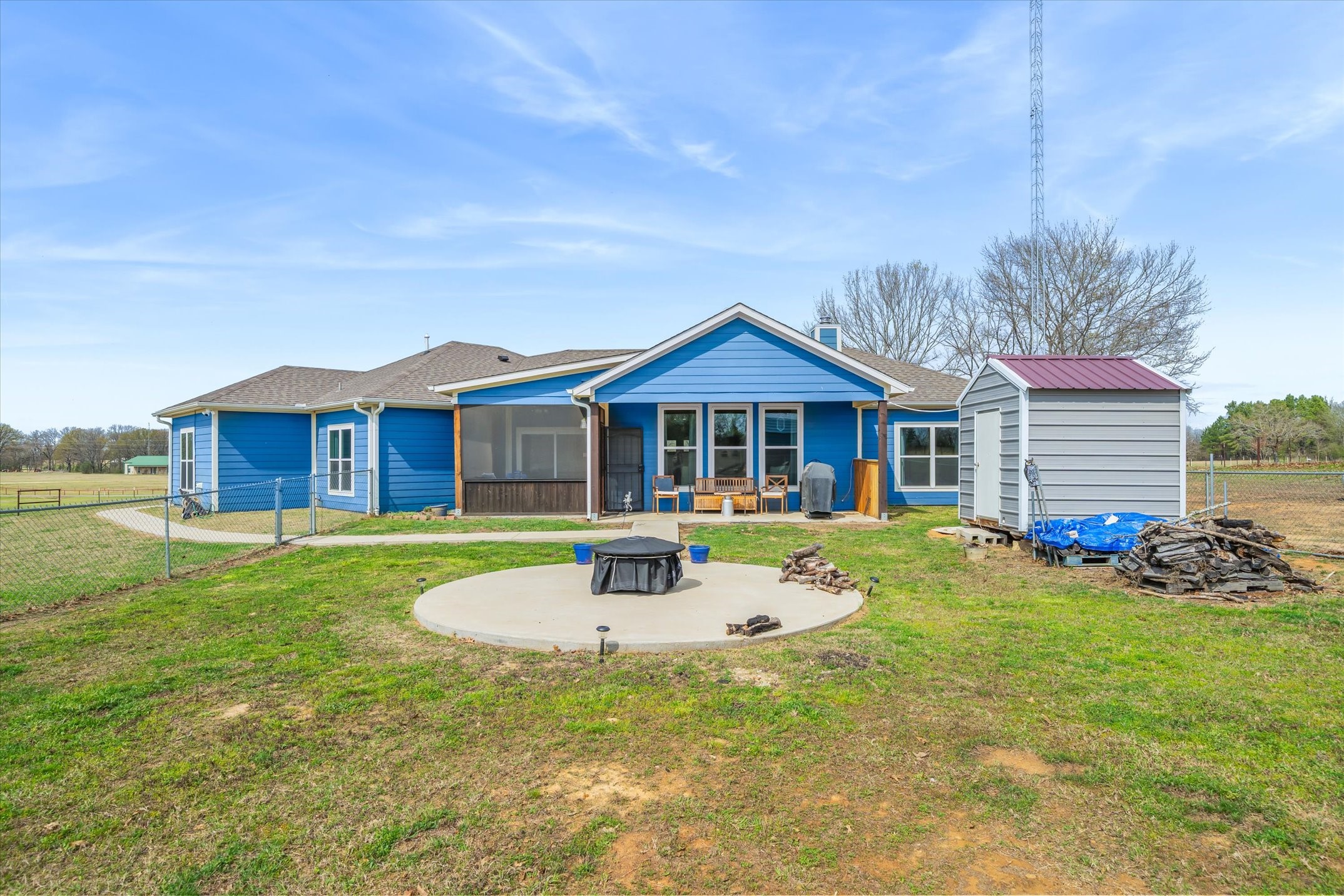 715 Vz County Road 1803 Grand Saline TX 75140