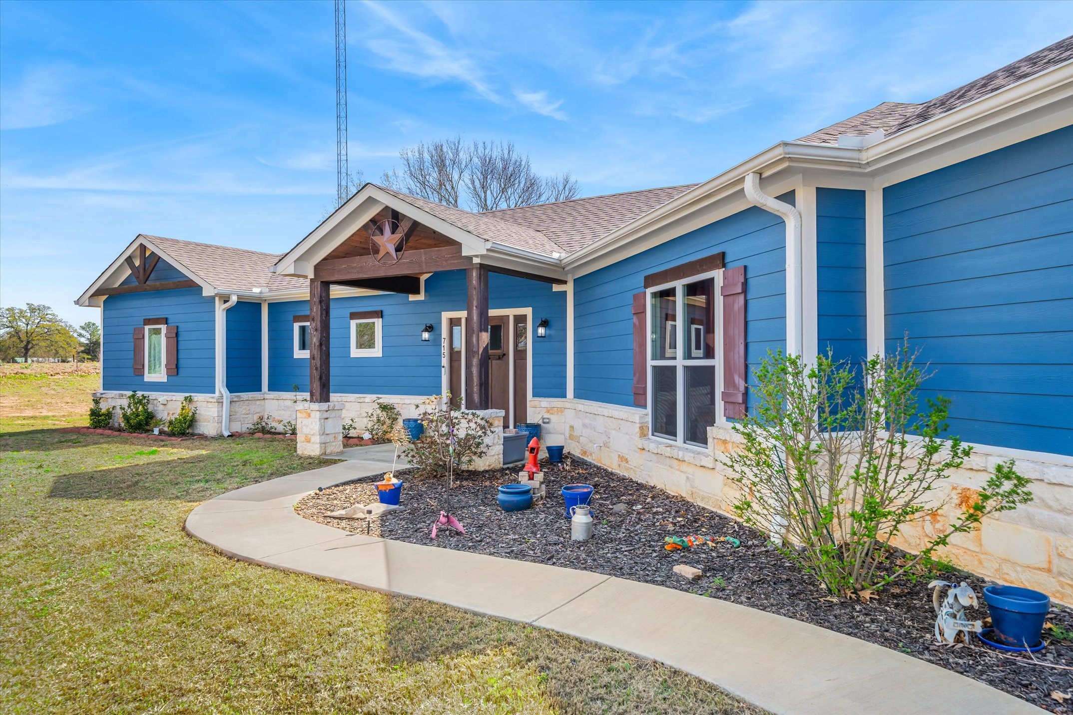 715 Vz County Road 1803 Grand Saline TX 75140