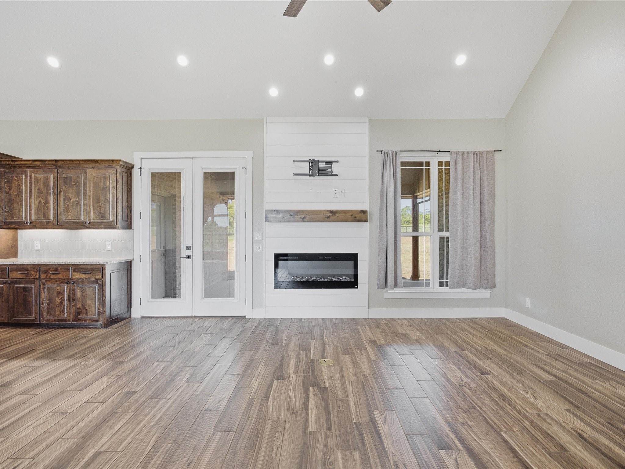 105 Carls Court Boyd TX 76023