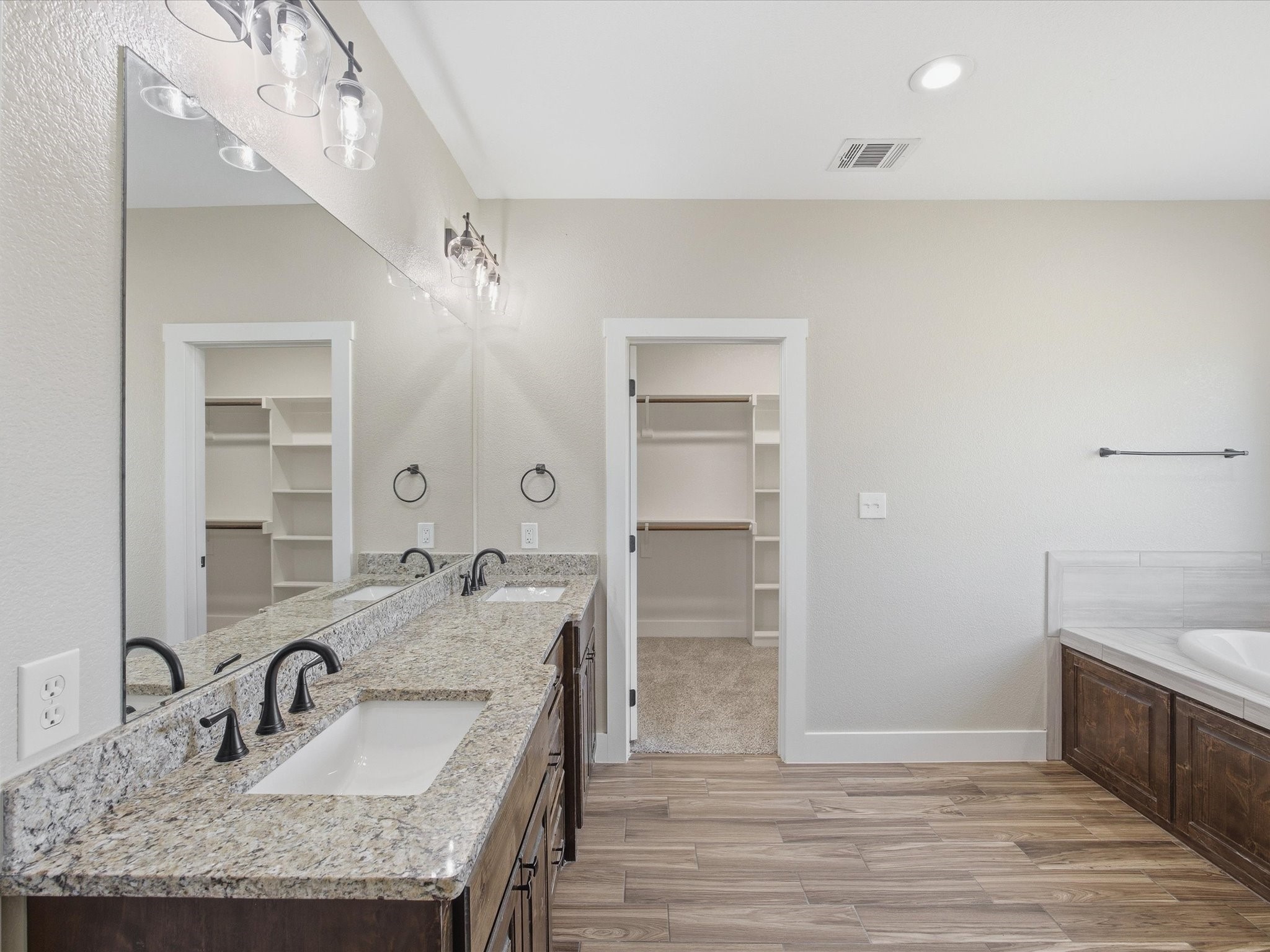 105 Carls Court Boyd TX 76023