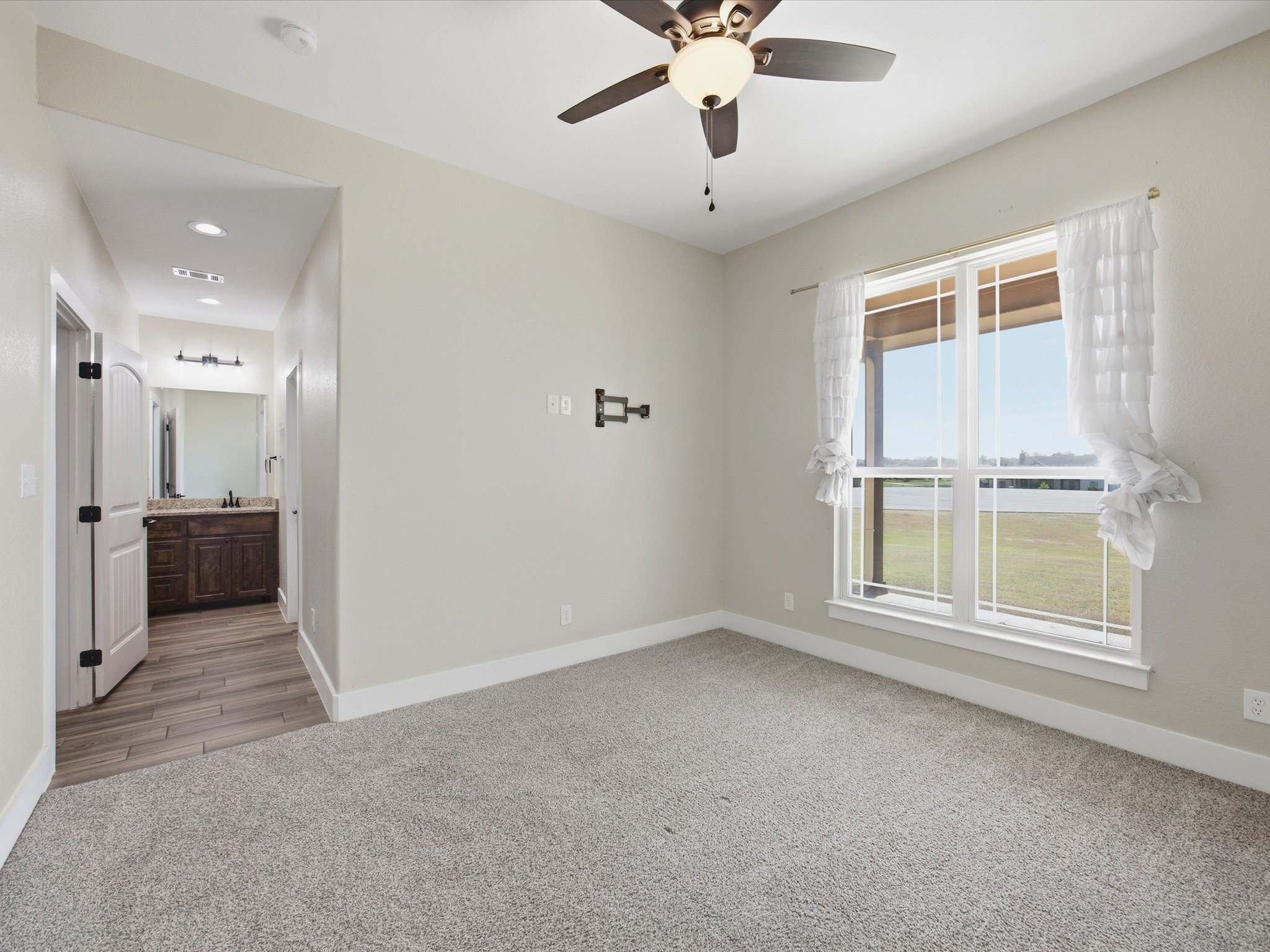 105 Carls Court Boyd TX 76023