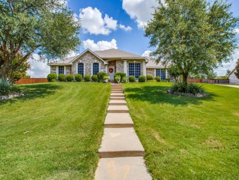 116 Wooded Creek Drive Red Oak TX 75154
