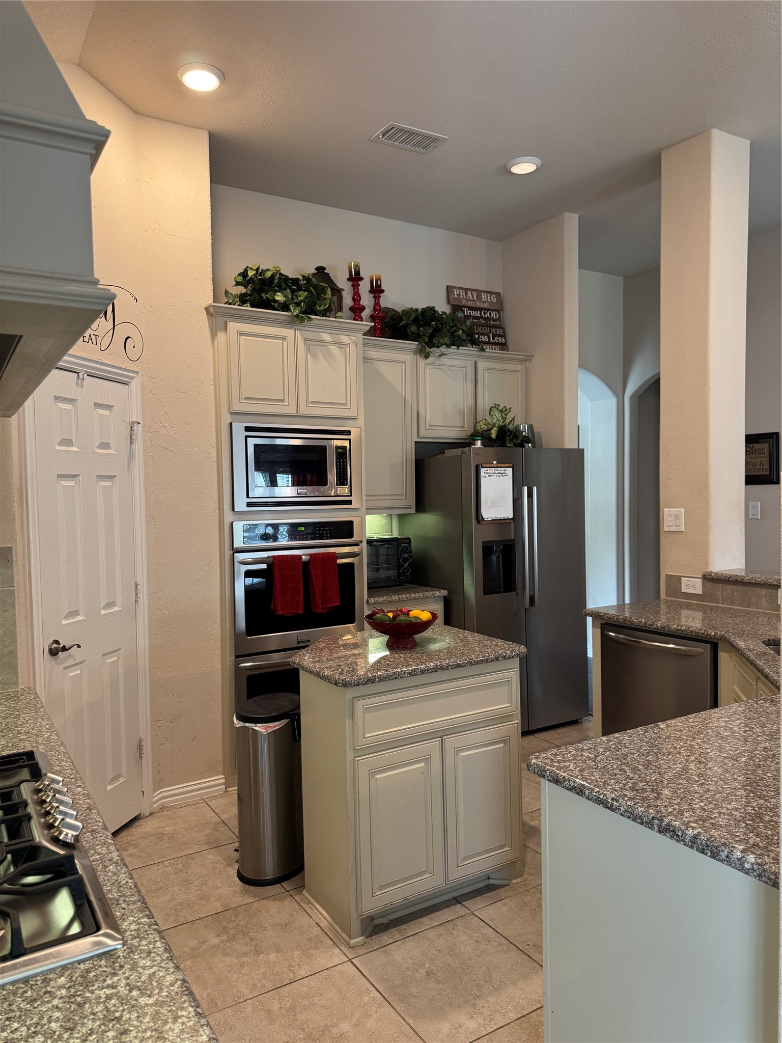 1748 River Run Drive Desoto TX 75115