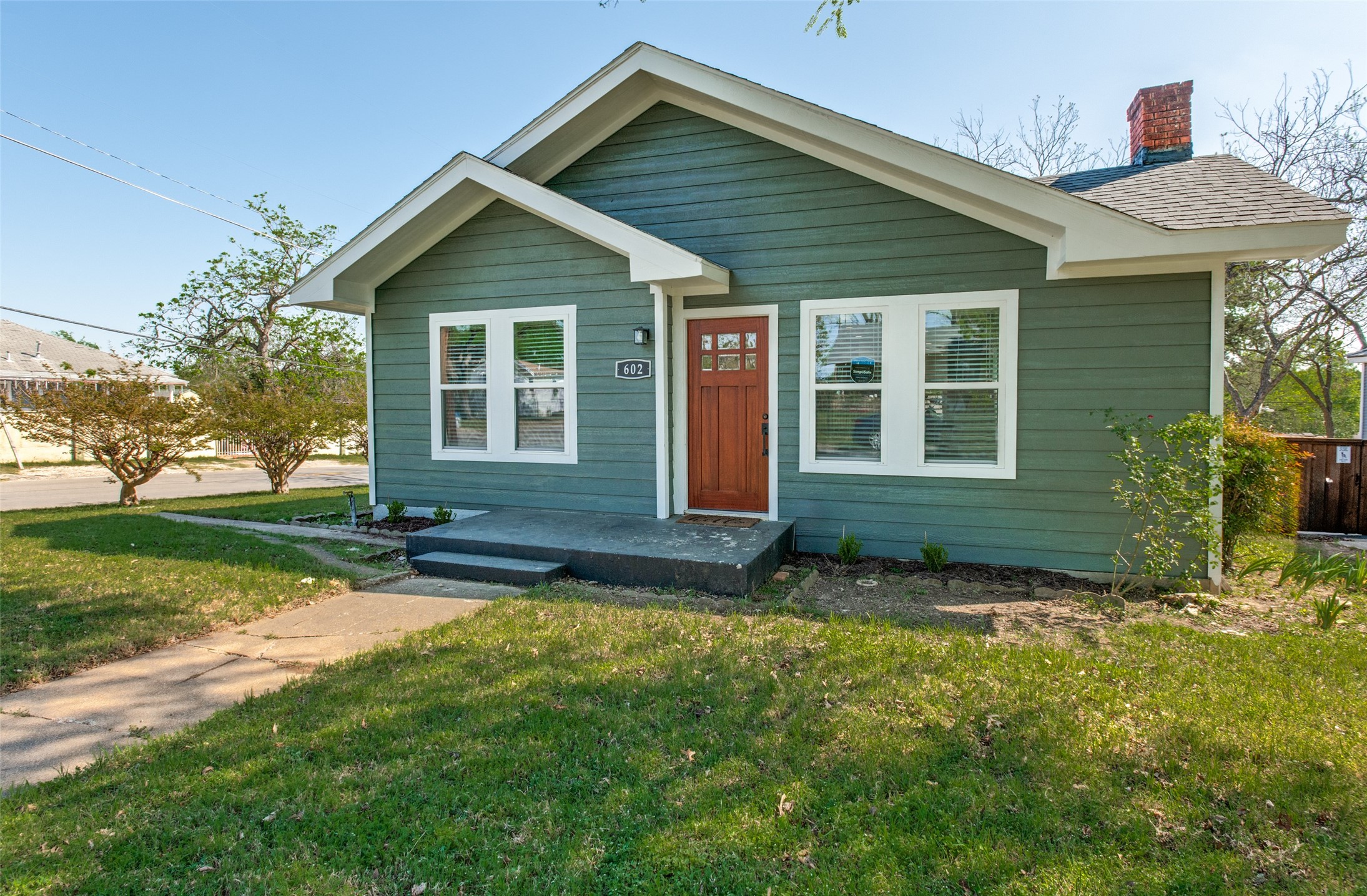 602 Brooks Avenue Dallas TX 75208