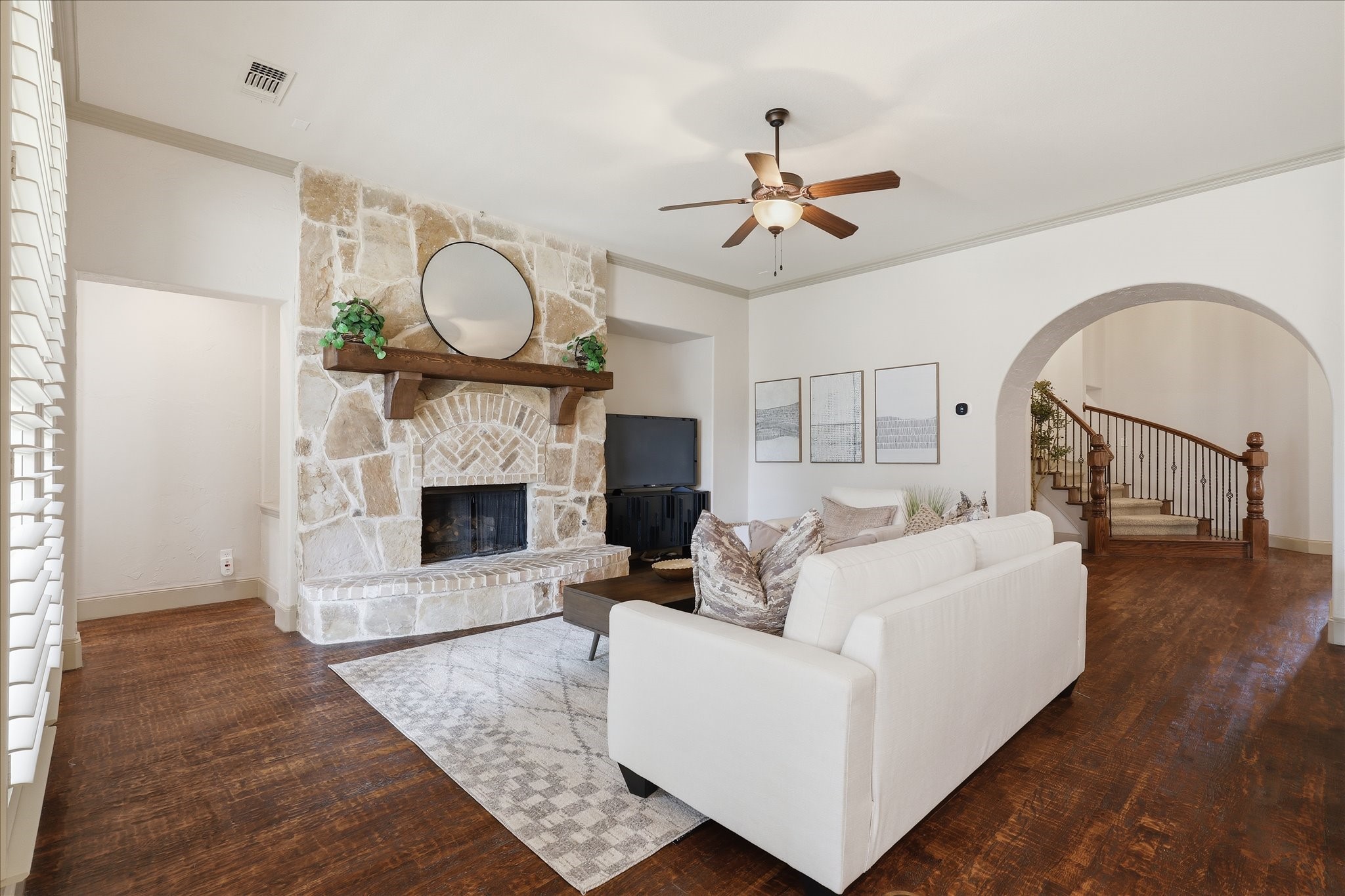 929 Lairds Lane Allen TX 75013