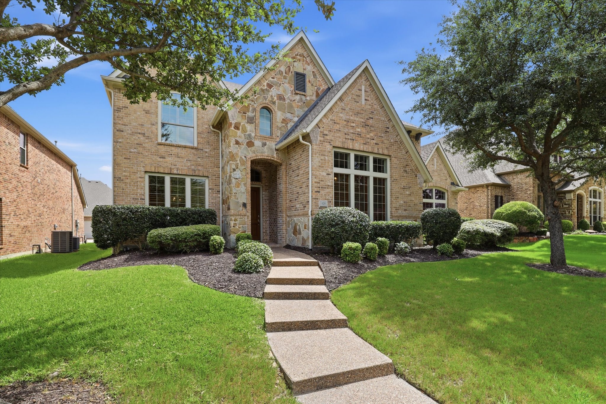 929 Lairds Lane Allen TX 75013