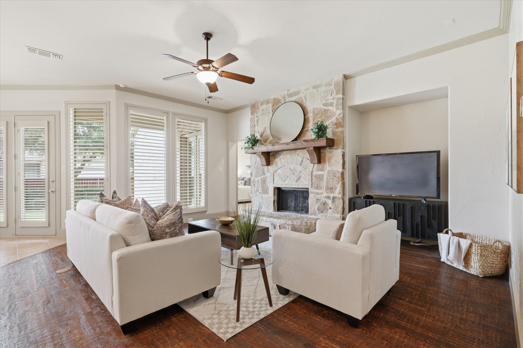 929 Lairds Lane Allen TX 75013