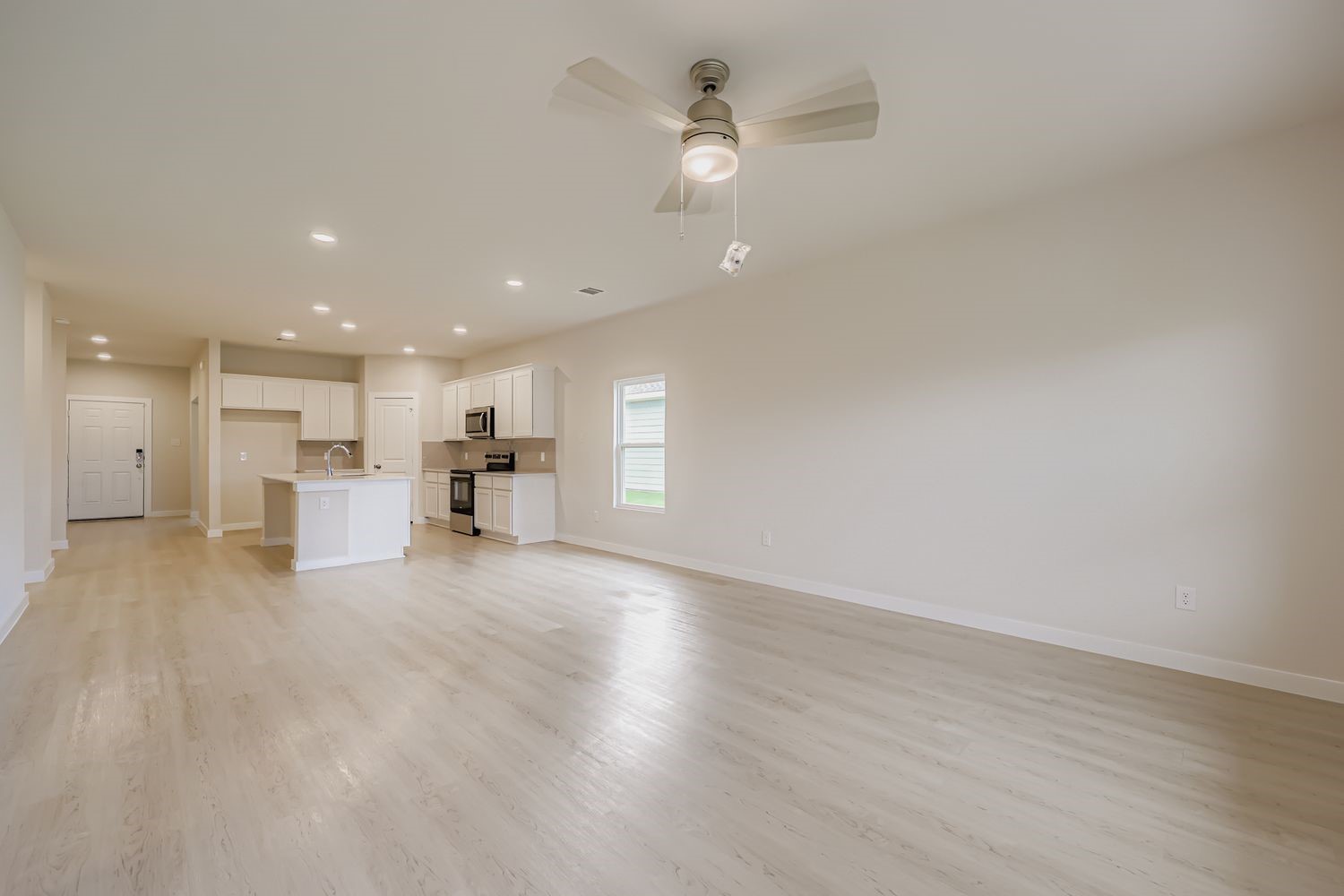 1009 Park Oak Lane Crowley TX 76036