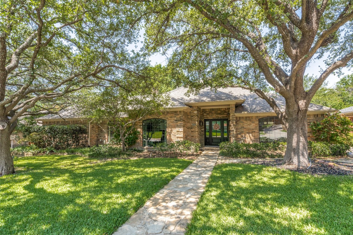 9041 Meadowknoll Drive Dallas TX 75243