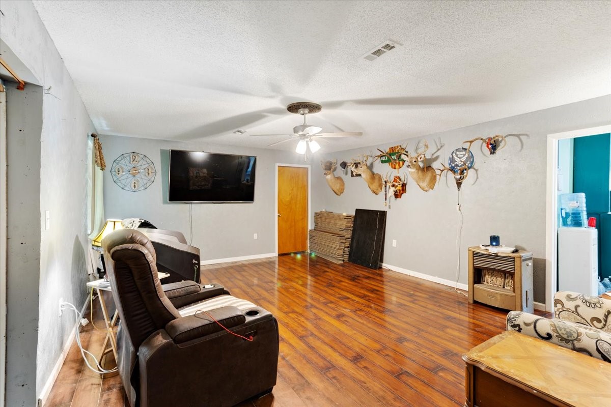 1250 Garrett Road Whitewright TX 75491