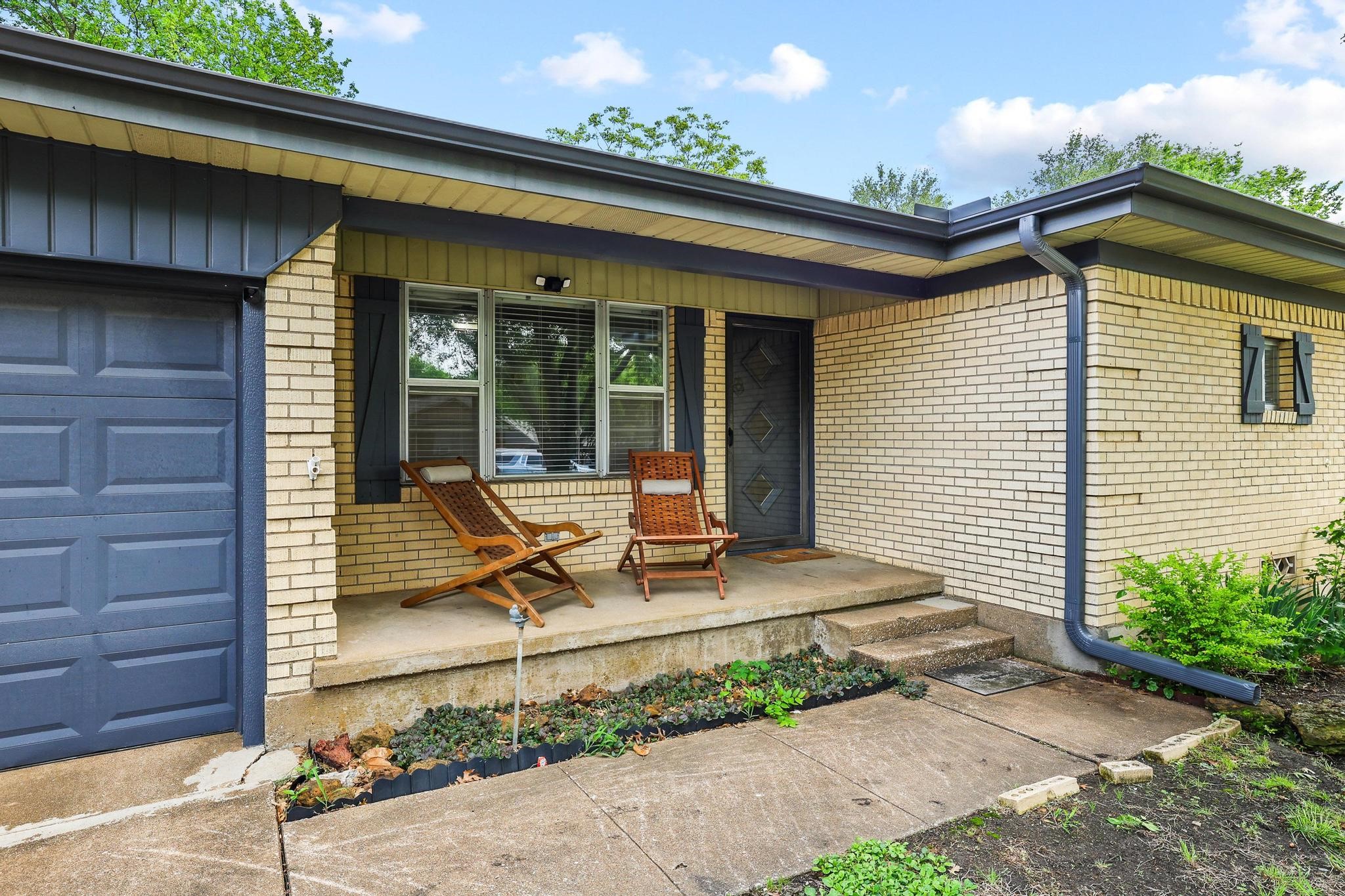 813 S Andrews Street Sherman TX 75090