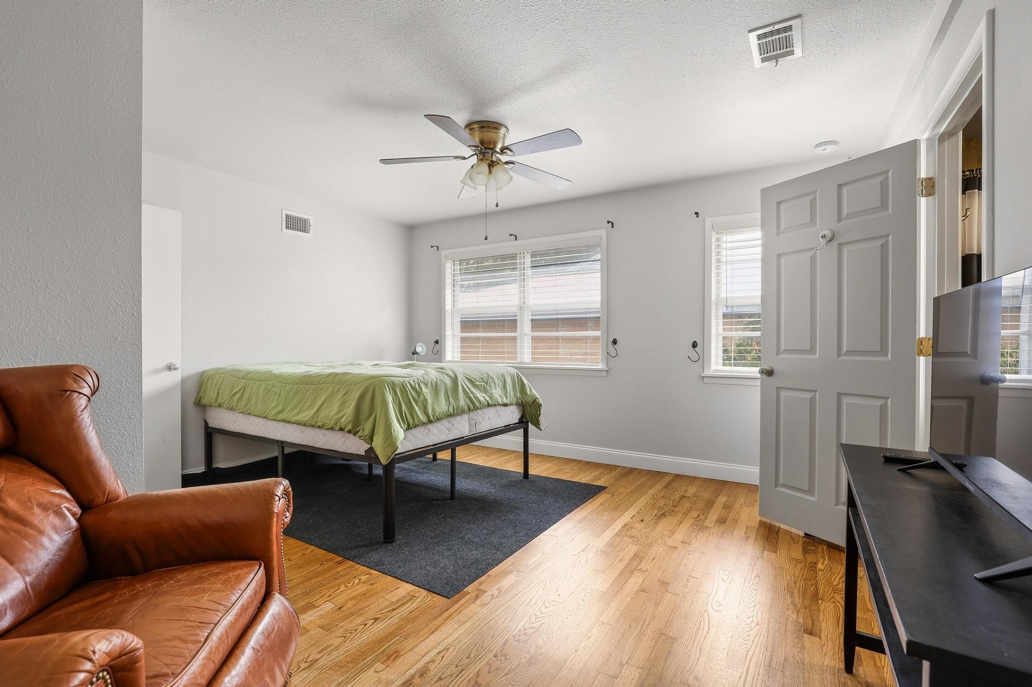 813 S Andrews Street Sherman TX 75090