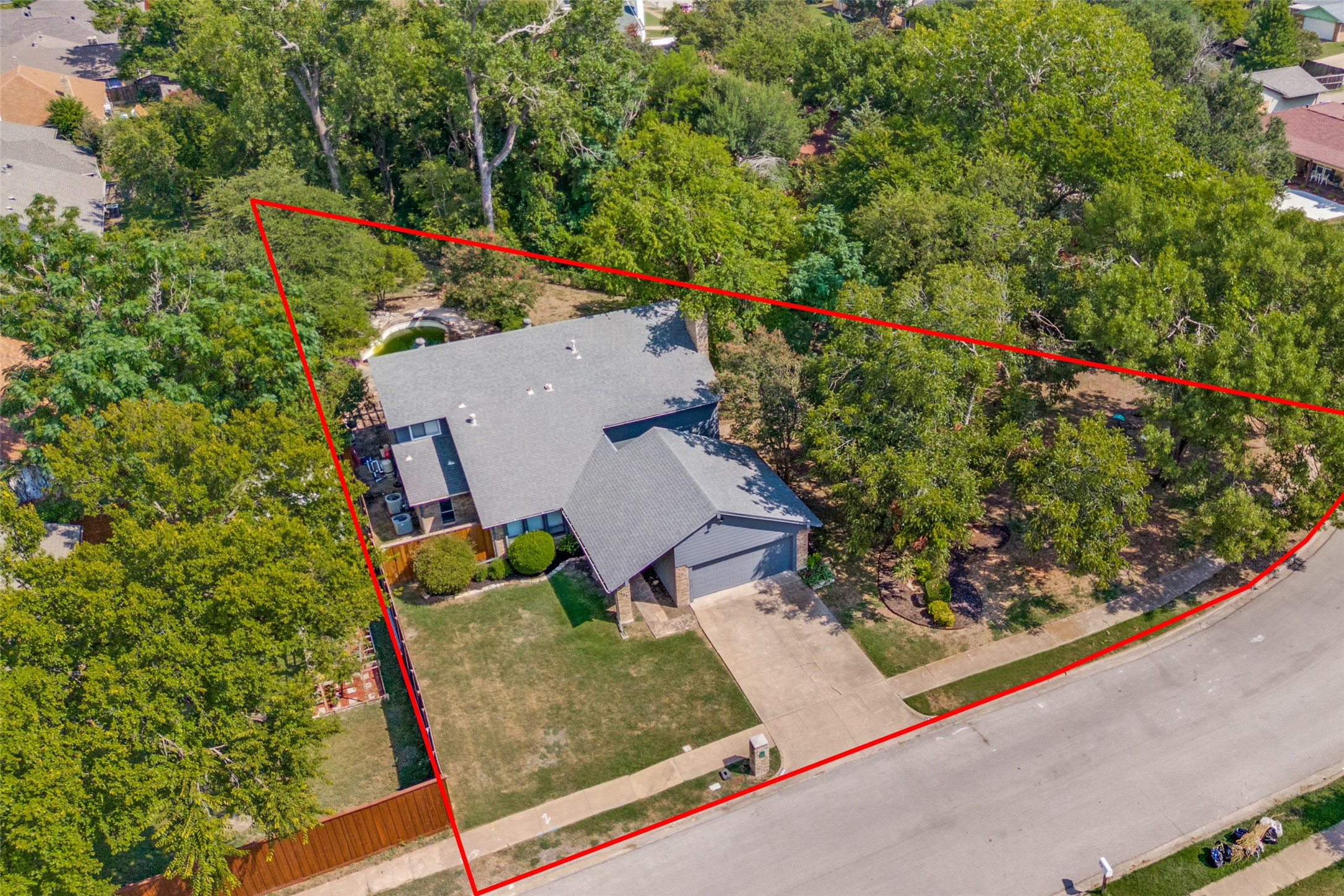 1906 Westcreek Drive Garland TX 75042