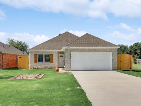 3429 Shelby Avenue Greenville TX 75402