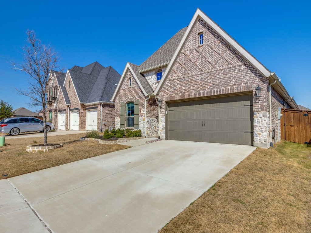2001 Song Sparrow Lane Mckinney TX 75071