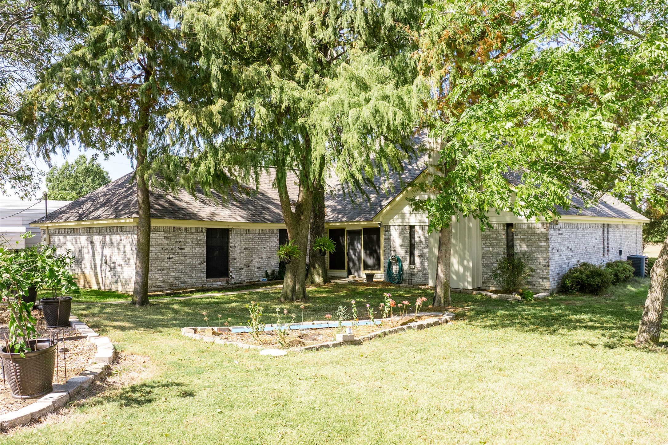 1199 Cedar Lane Kaufman TX 75142