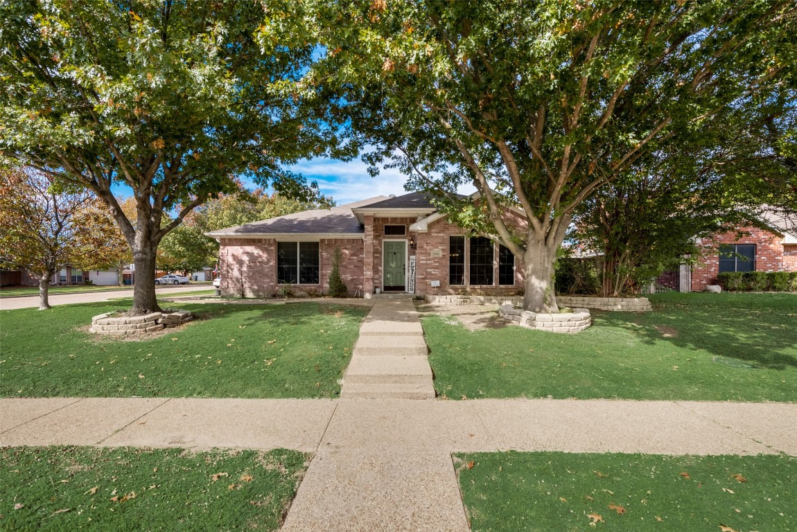 1001 N Carolina Avenue Midlothian TX 76065