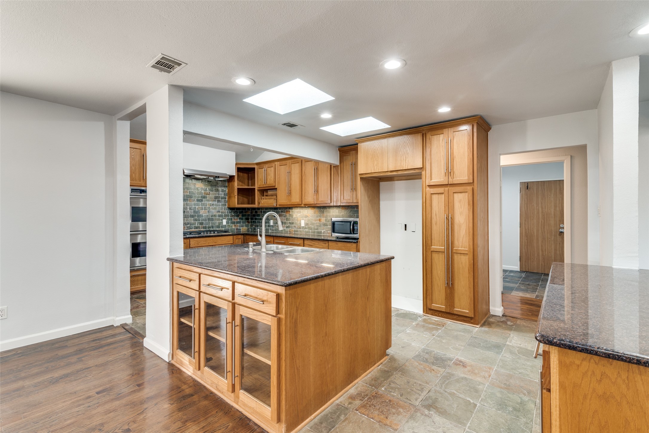 1720 Plummer Drive Rockwall TX 75087