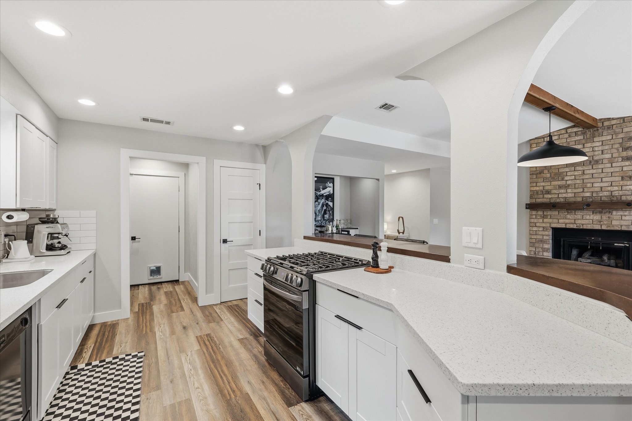 411 Lake Vista E Highland Village TX 75077