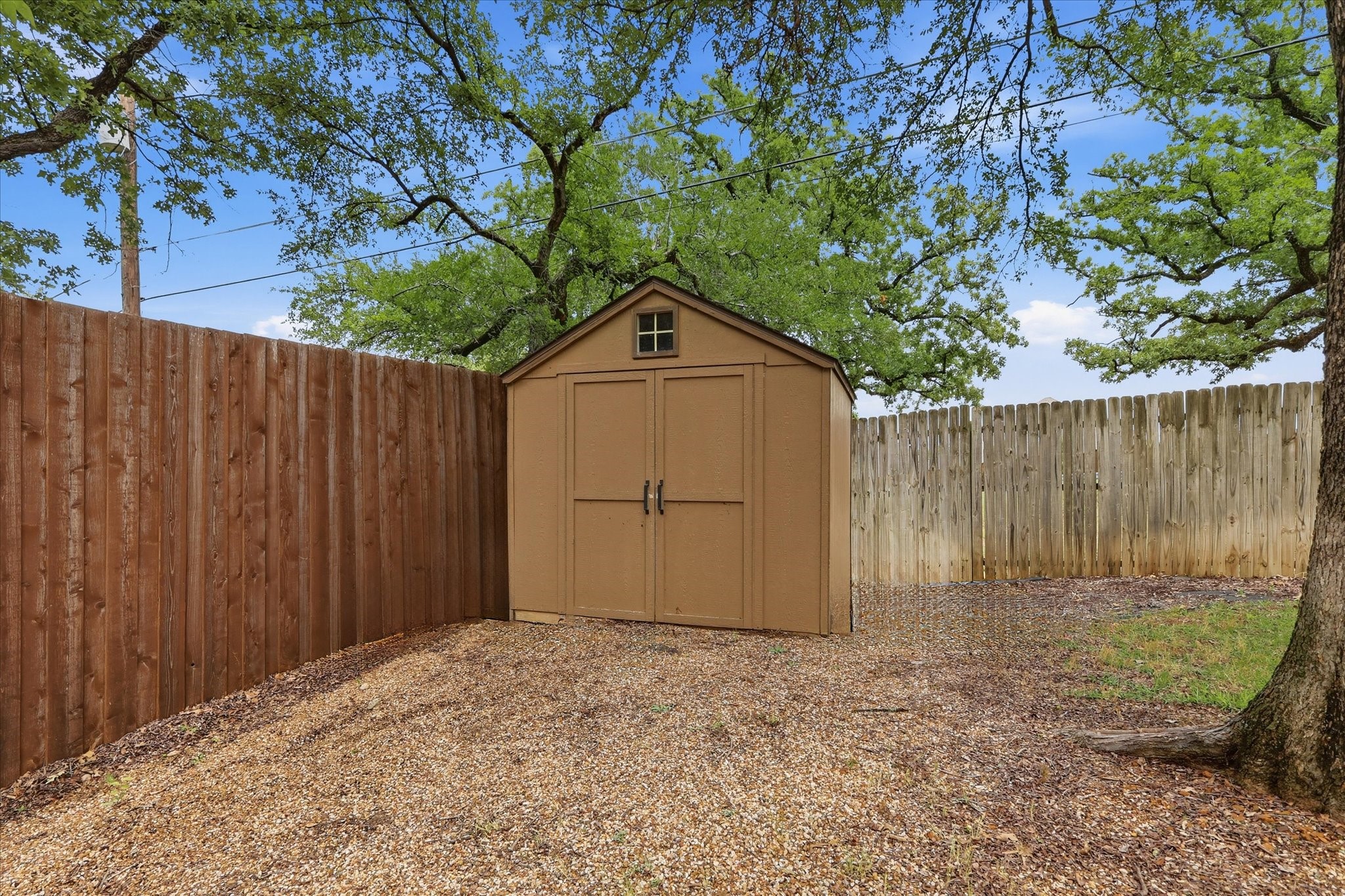 411 Lake Vista E Highland Village TX 75077