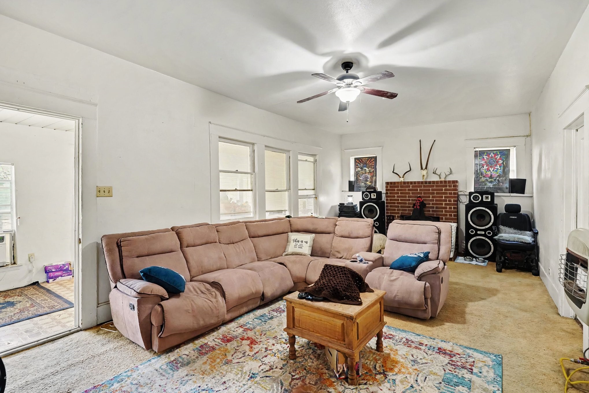 506 Woodard Avenue Cleburne TX 76033