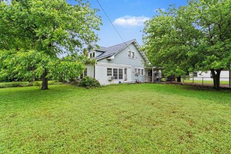 506 Woodard Avenue Cleburne TX 76033