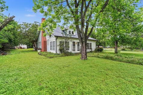 506 Woodard Avenue Cleburne TX 76033