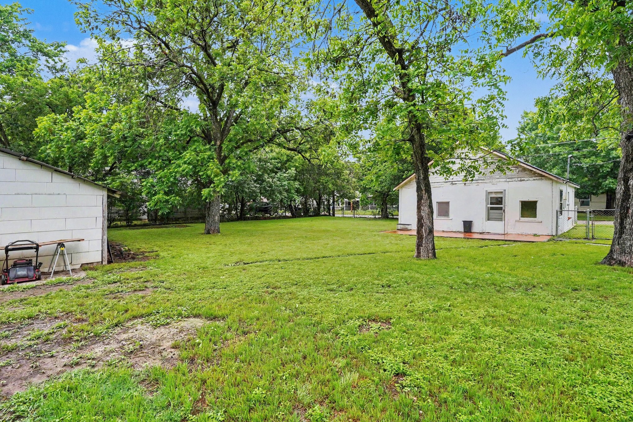 506 Woodard Avenue Cleburne TX 76033