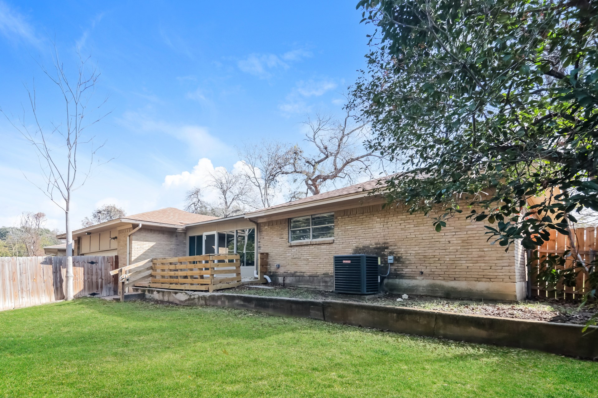 4821 Ashbrook Road Dallas TX 75227