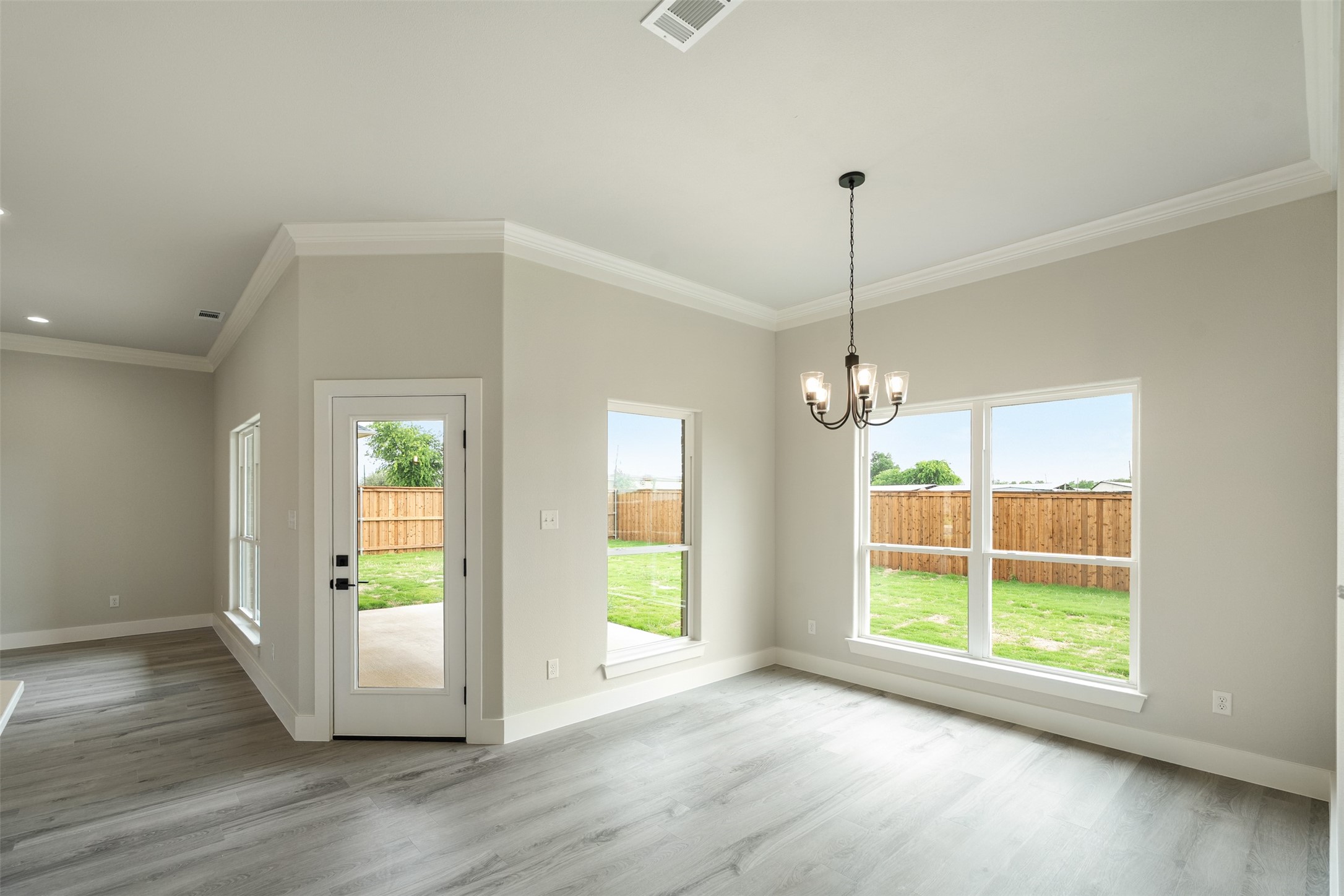 509 Limestone Circle Mabank TX 75147