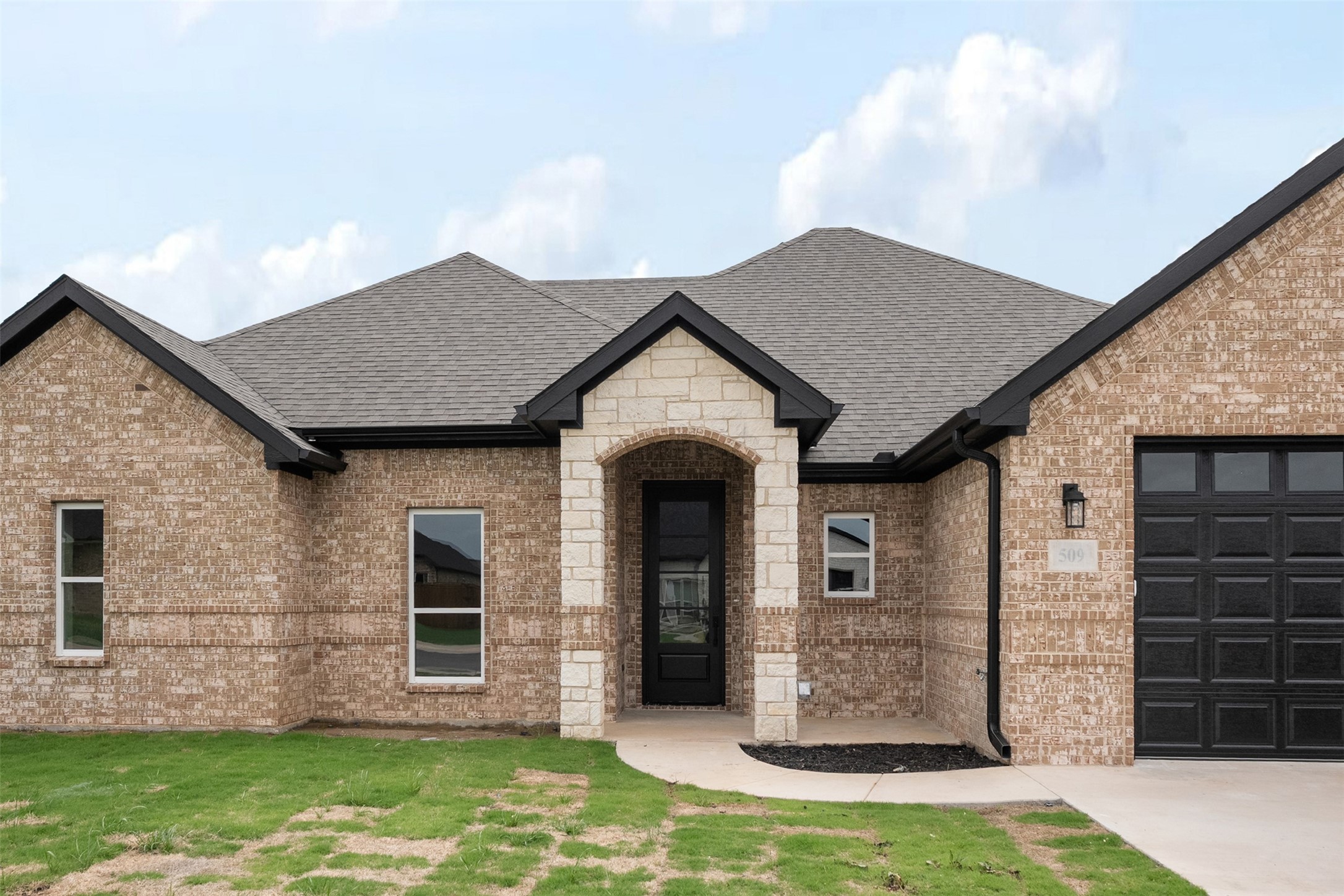 509 Limestone Circle Mabank TX 75147